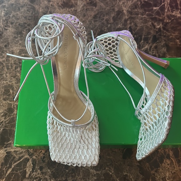 Bottega Veneta Metallic Mesh Lace-Up Leather Sandals - Picture 10 of 10